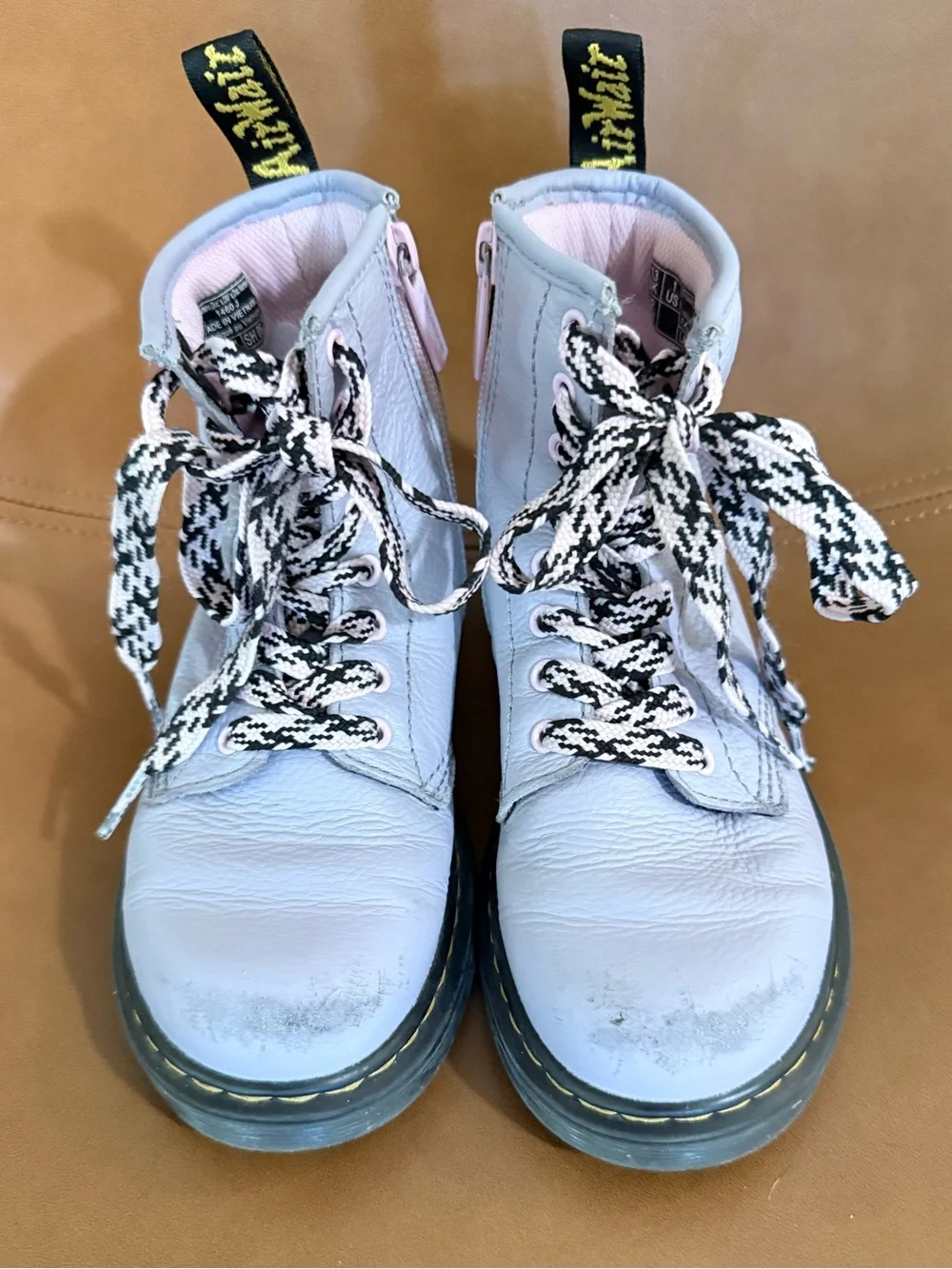 Dr. Martens Size 1 Light Lavender Leather Lace-Up Boots